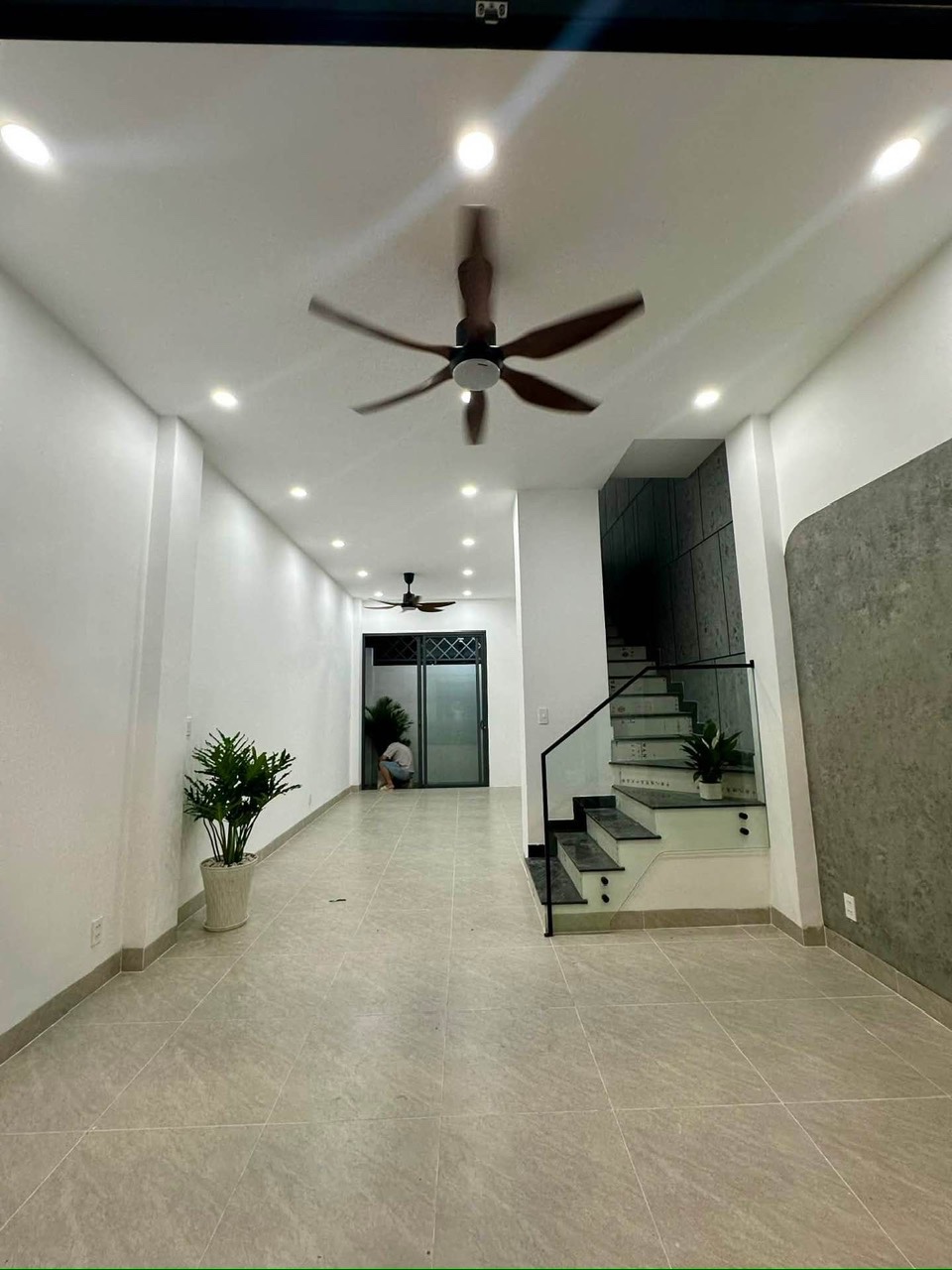 Bán nhà Đường 8, Phường Long Trường 52m2, 6 tỷ hơn 3