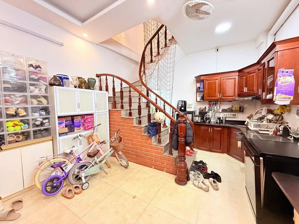 Bán nhà phố Hoàng Mai, Hoàng Mai, Ô tô, gần hồ Đền Lừ, 21m2, 6.95 tỷ 2