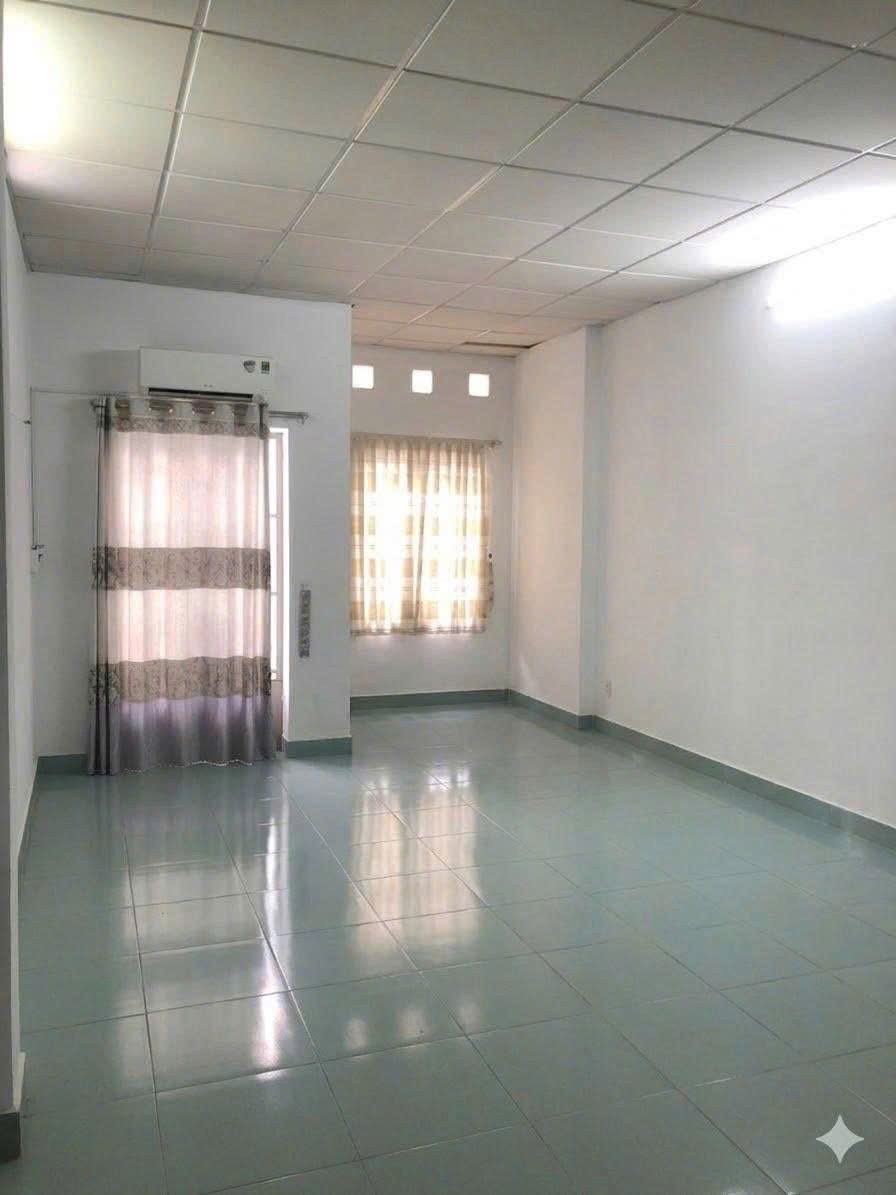 NHÀ HXH SAU CHUNG CƯ UBAN GREEN,ĐỐI DIỆN VẠN PHÚC CITY,TRỆT 1 LẦU,3PN, 2WC,GIÁ 13TR 3