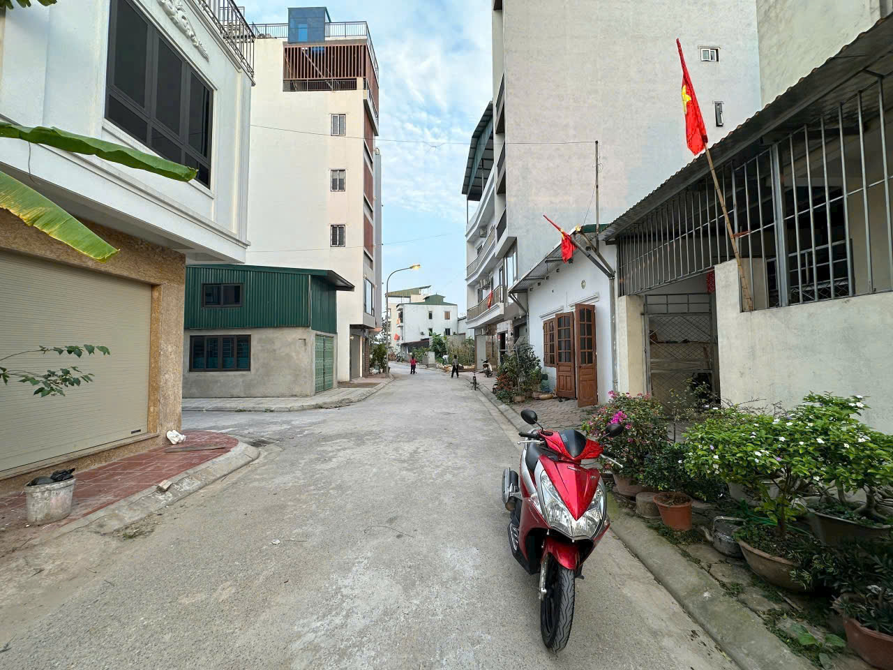 Bán nhà khu Phân Lô Long Biên. Gần công viên - Hồ - Ô tô tránh. 45m x 7T. Lh 0965858116 3