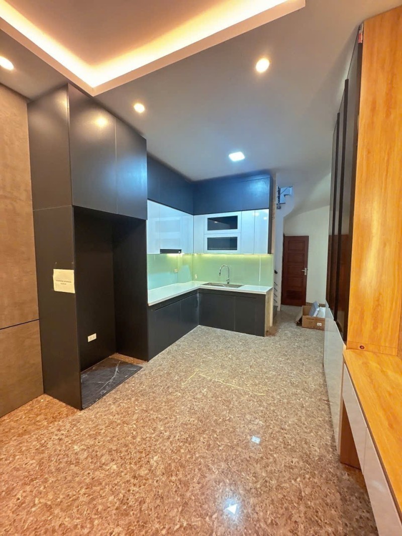 BÁN NHÀ NGỌC THỤY – LONG BIÊN  Ô TÔ ĐỖ CỬA  NHÀ MỚI 5 TẦNG  GIÁ 9.2 TỶ