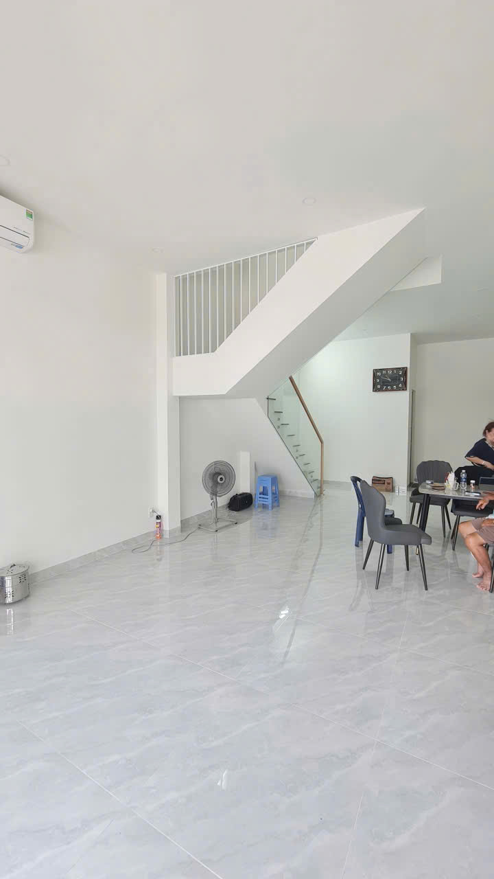 TÒA CĂN HỘ 7 TẦNG PHƯỚC LONG, NAM NHA TRANG, CÁCH BIỂN 1,5KM, GIÁ CHỈ 9 TỶ 7