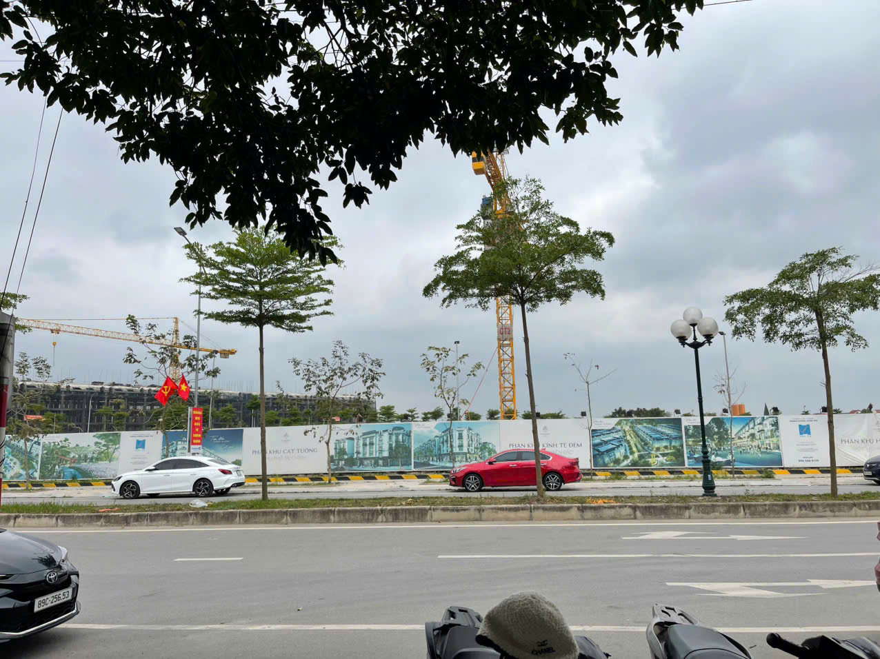 Bán lô 75m2 tại Phố Huyện Văn Lâm ngay KĐT Hoàng Vương, giá tốt: 0835459289