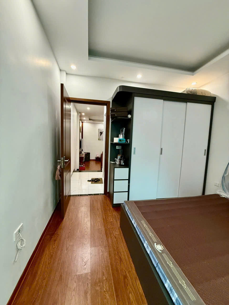 40m2 CĂN GÓC; 2 THOÁNG; DÂN XÂY; Ở NGAY; HÀNG XÓM KĐT KIM CHUNG DI TRẠCH, 6.x tỷ 4