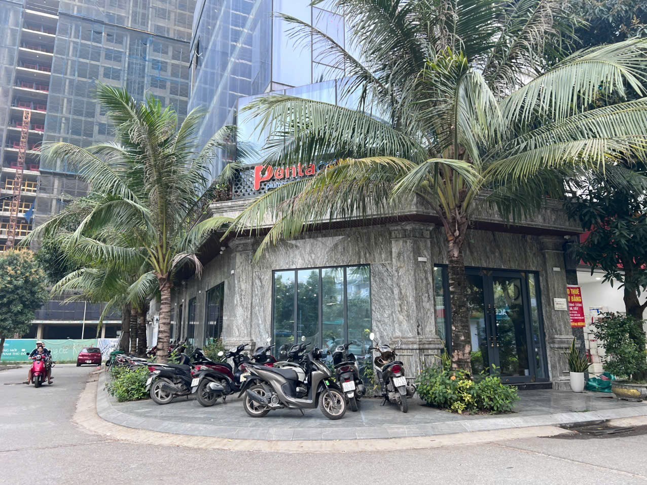 ĐỪNG ĐỂ 10 NĂM NỮA PHẢI TIẾC NUÔI VÌ BỎ LỠ "SIÊU PHẨM LÔ GÓC, MĂT TIỀN QUYỀN LỰC, GIÁ TỐT "  LINH 2