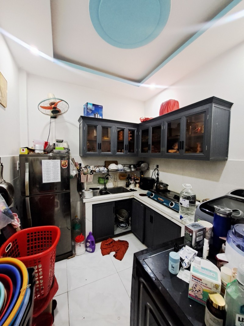 LẠC LONG QUÂN Q11 25M2 2 TẦNG 2PN 2WC SHR CHỈ 3.3 TỶ 3