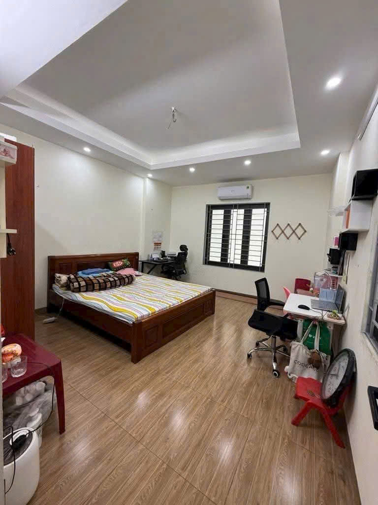 Bán Nhà Thạch Bàn - Long Biên, 47m x 5 Tầng Dân Xây, Đường Ô tô tránh, Kinh Doanh. 4