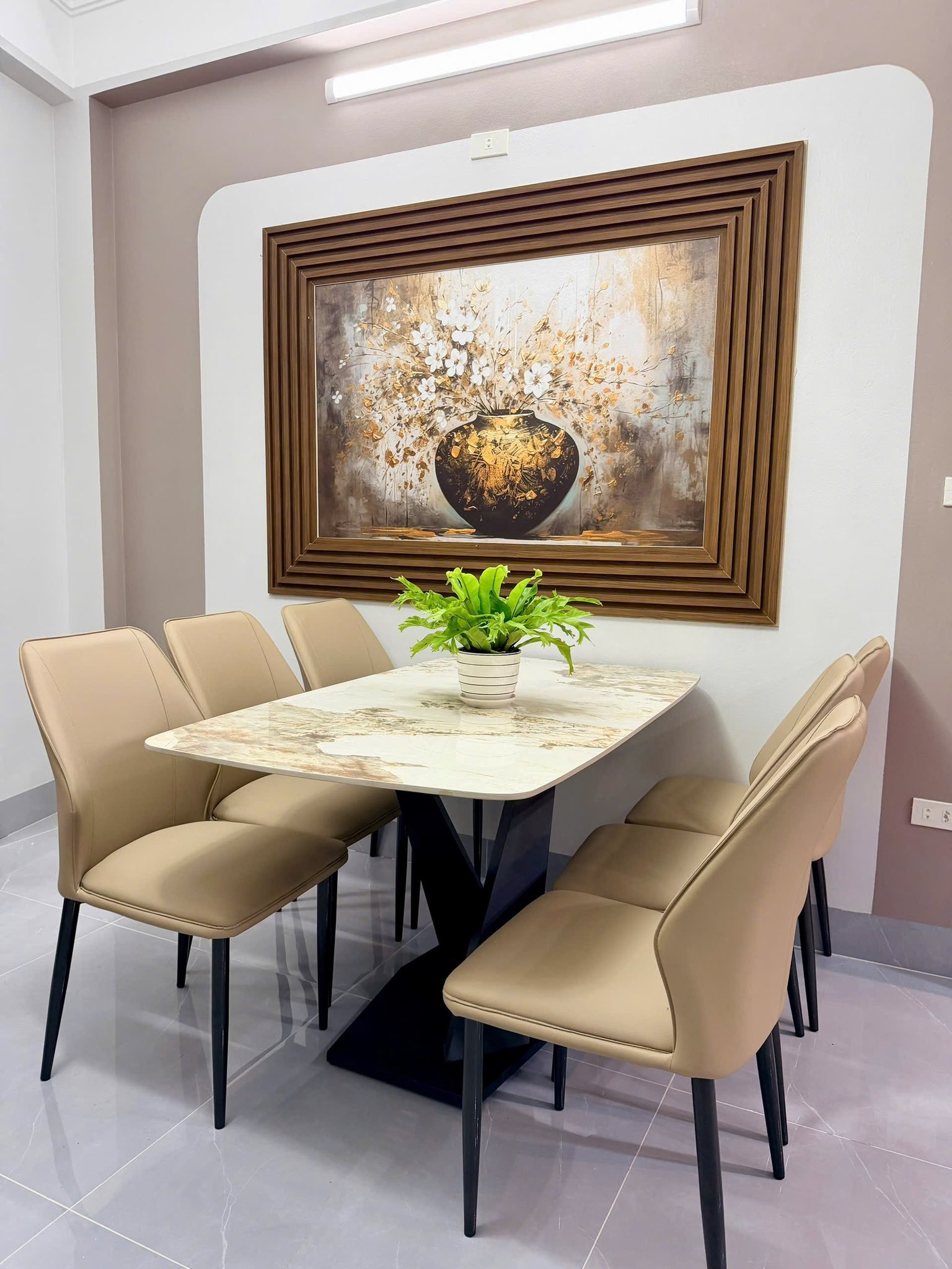 Bán căn nhà 4 tầng ngõ phố Nguyễn Tuân, ph Thanh Bình, TP HD, 45m2, mt 4m, 4 ngủ, 3.29 tỷ