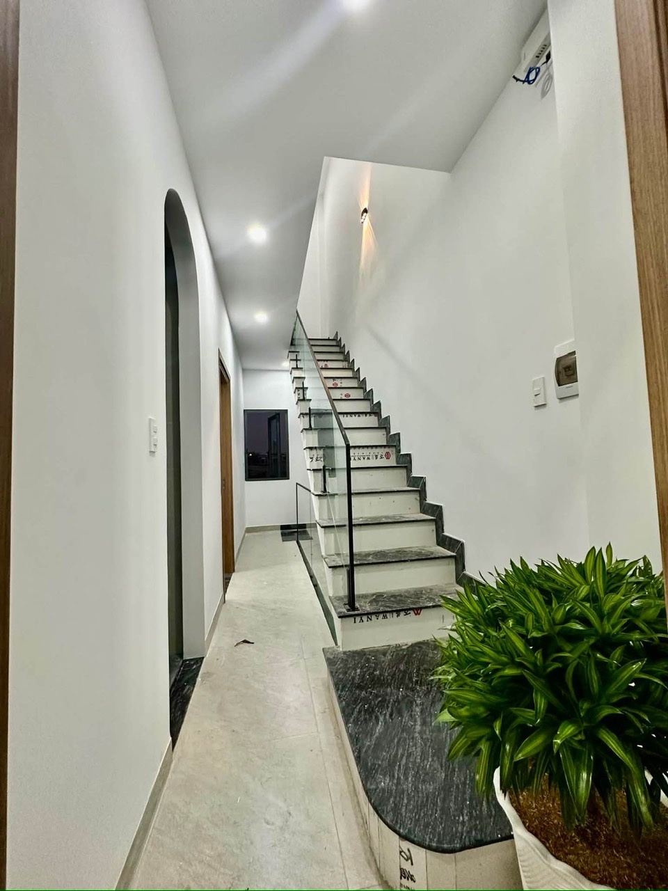 Bán nhà Đường 8, Phường Long Trường 52m2, 6 tỷ hơn 4