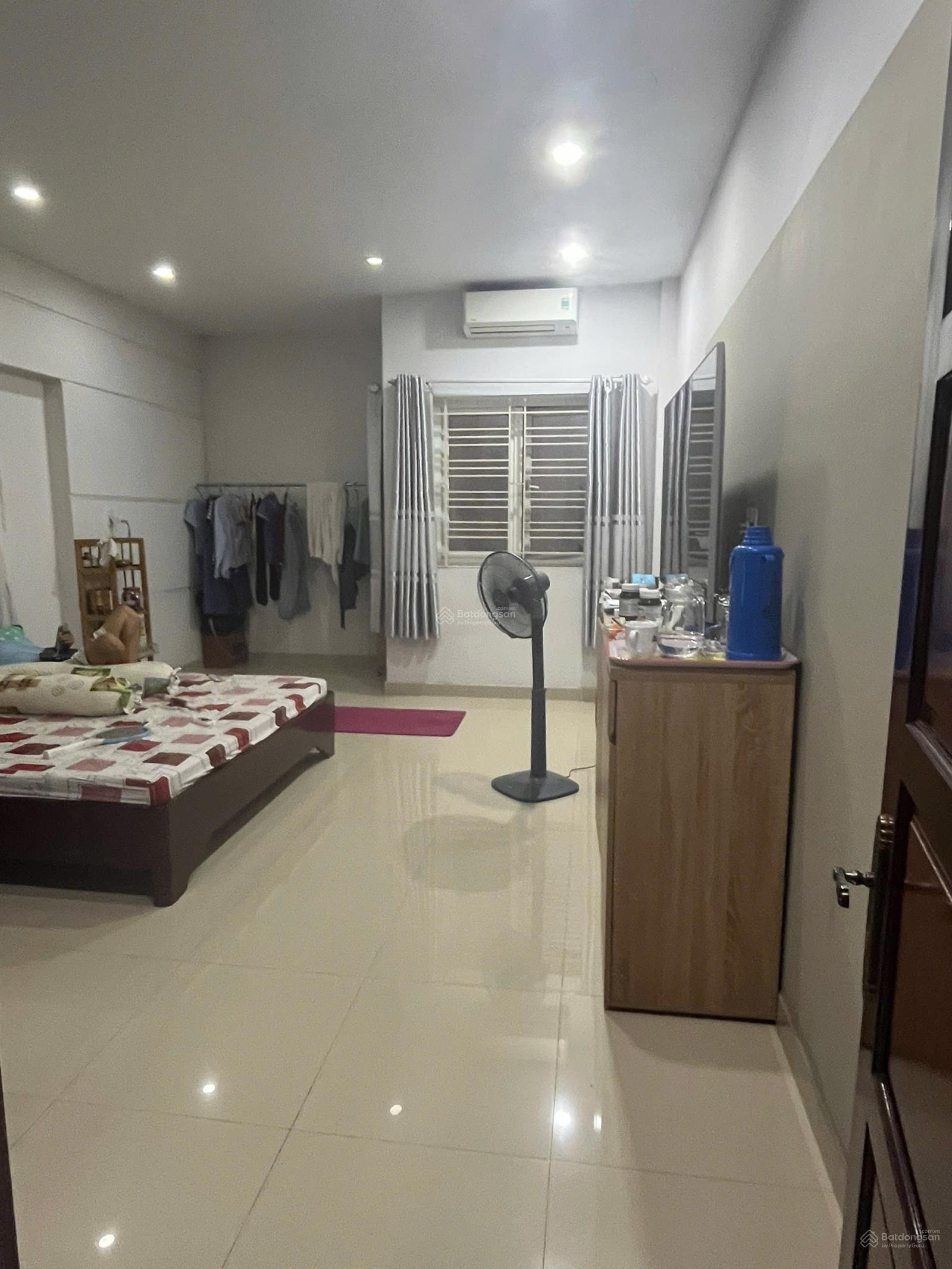 Cho thuê nhà  P. Hiệp Bình Phước .MT đường số 2, Thủ Đức. Đối diện Vạn Phúc city 4