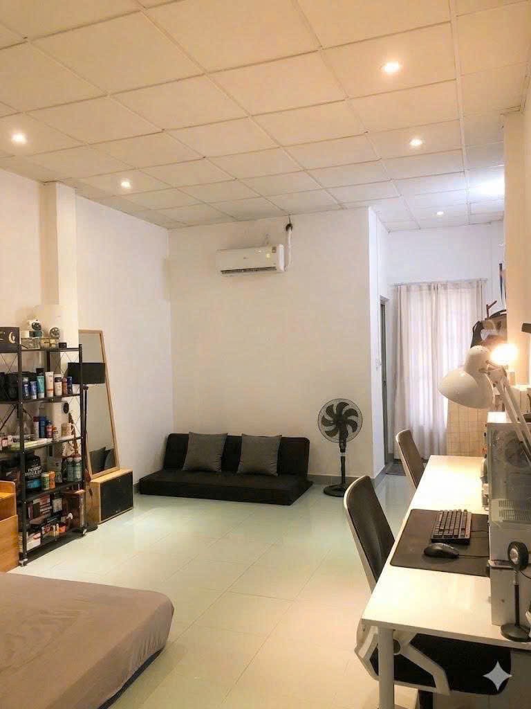 NHÀ HXH SAU CHUNG CƯ UBAN GREEN,ĐỐI DIỆN VẠN PHÚC CITY,TRỆT 1 LẦU,3PN, 2WC,GIÁ 13TR 4