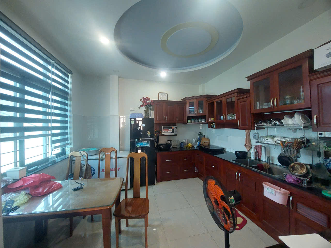 CHO THUÊ NHÀ ĐƯỜNG XE TẢI, 1 LỬNG 3 LẦU,  FULL NỘI THẤT, SÂN XE 7C, 17.5TR. 4