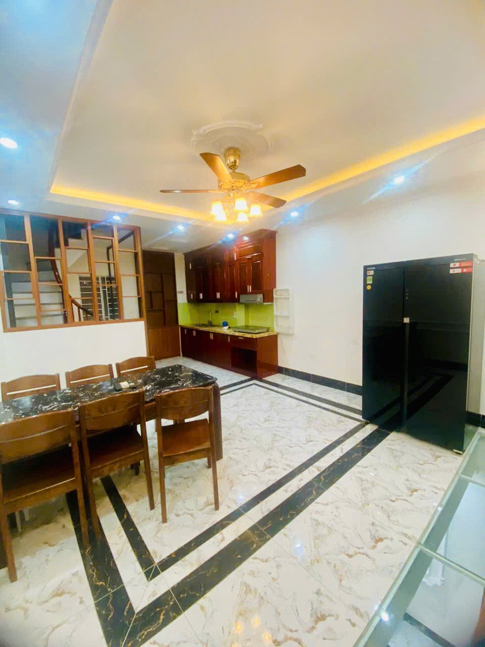 NHÀ ĐẸP 6 TẦNG XÂY ĐỘC LẬP NGAY VŨ XUÂN THIỀU - FULL NỘI THẤT - TRƯỚC NHÀ RỘNG , Ô TÔ ĐỖ 4