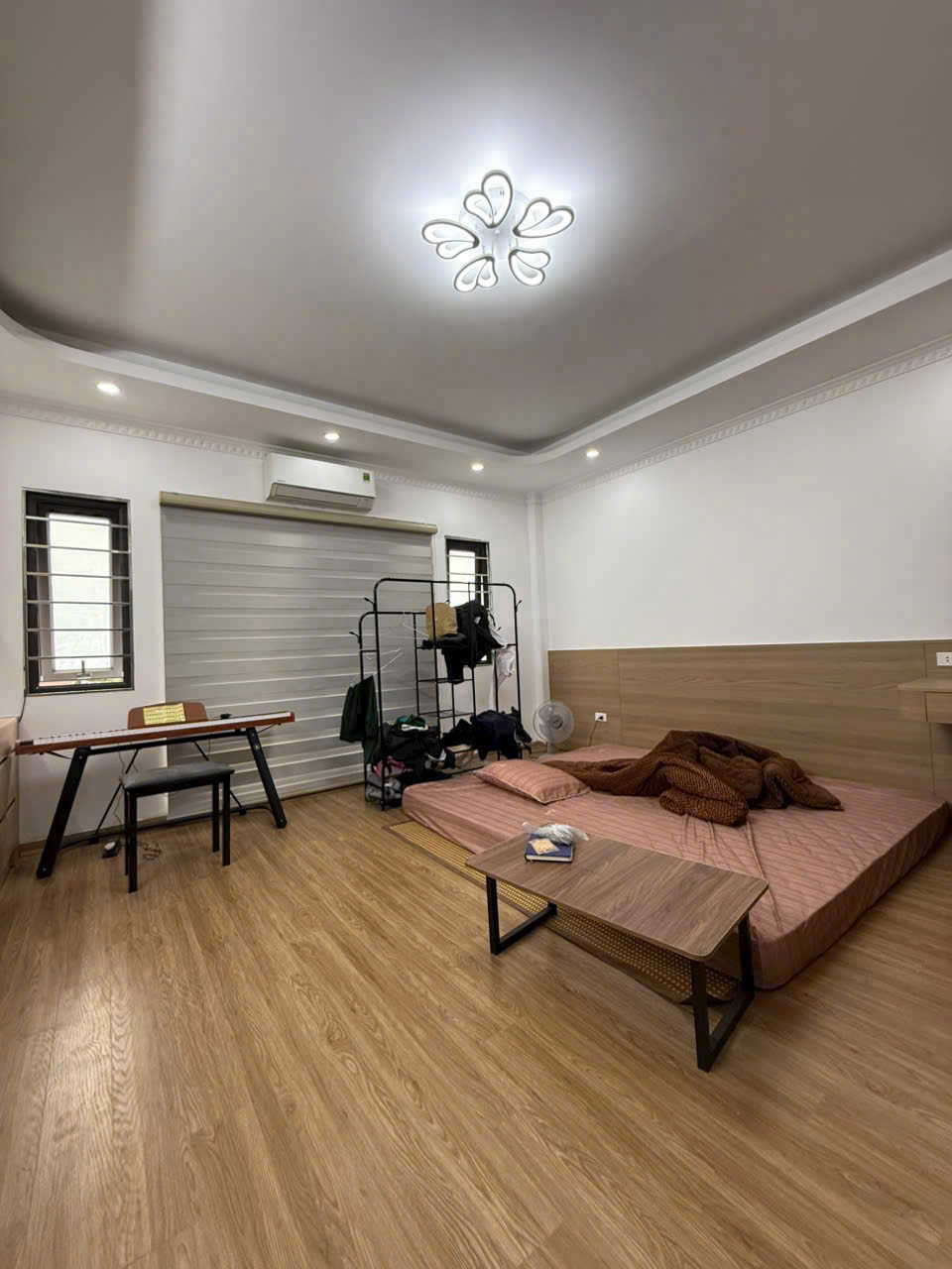 BÁN NHÀ 50M2 XÂY 5 TẦNG THANG MÁY- ĐƯỜNG THÔNG, Ô TÔ VÀO NHÀ NGAY BÁT KHỐI LONG BIÊN 4