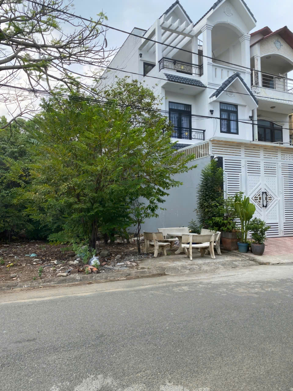 Cần bán Đất đường 835, Phường Phú Hữu, Diện tích 265m², Giá Thương lượng 3