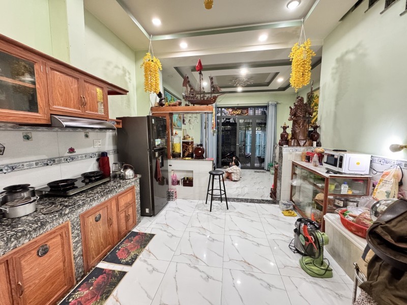 Bán nhà đường số 8, Phường Linh Xuân, Thủ Đức, TP HCM. DT  50m2, 3 tầng, 3PN, SH, 4.95 tỷ. 2