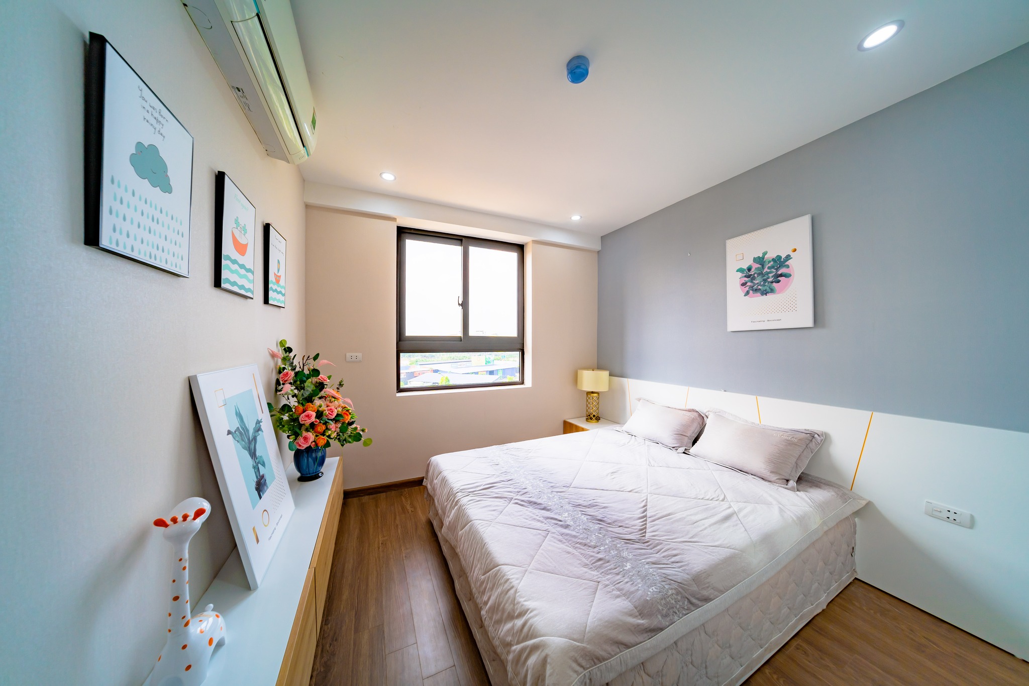 Bán ngoại giao căn góc 2PN tầng trung giá 1,6tỷ - view sân vận động, có HTLS 0%, sắp bàn giao 5