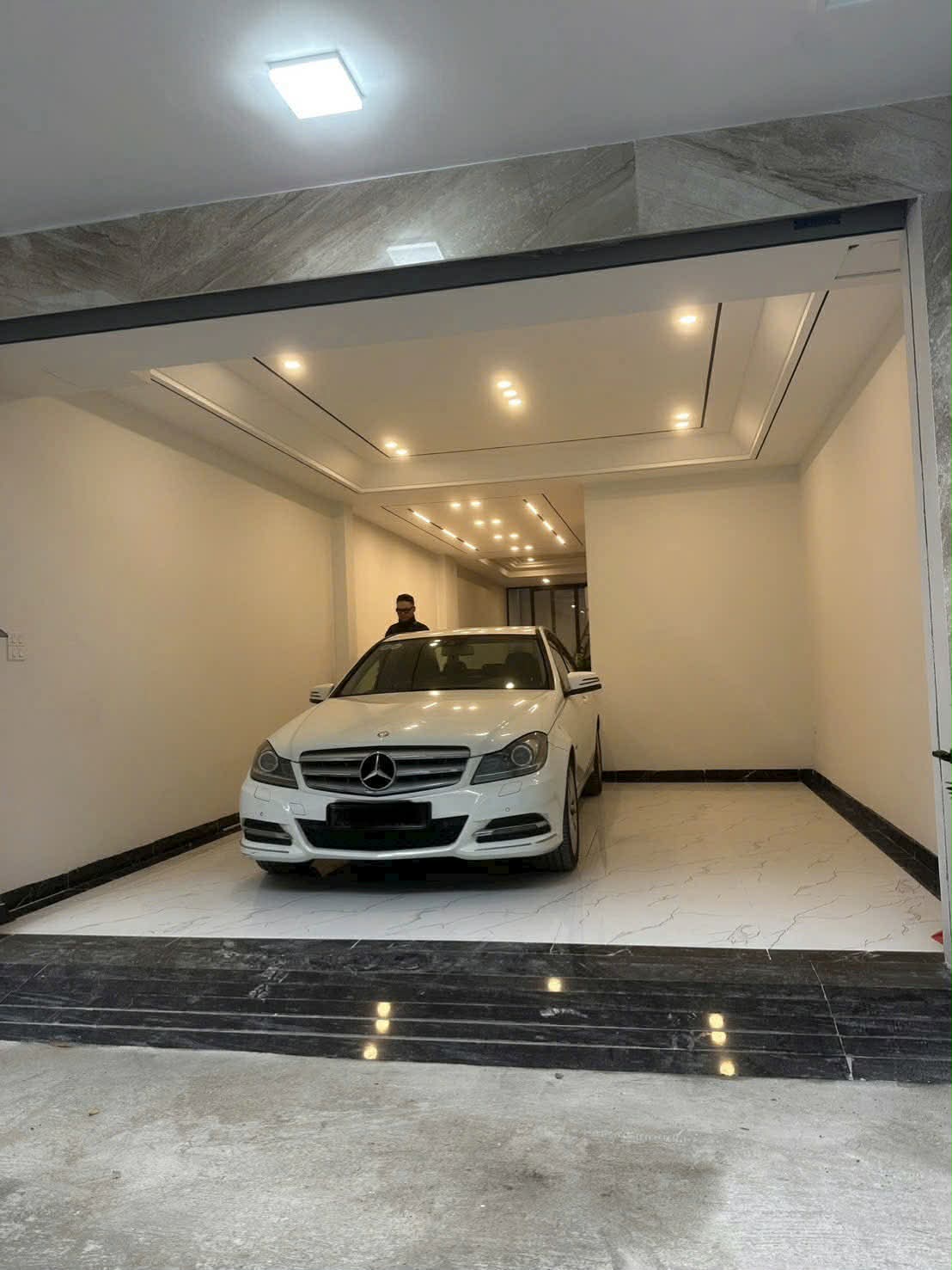 nhà đẹp Ngọc Lâm, 80m x 6 tầng, MT 4.8m, gara, thang máy, full nội thất 2