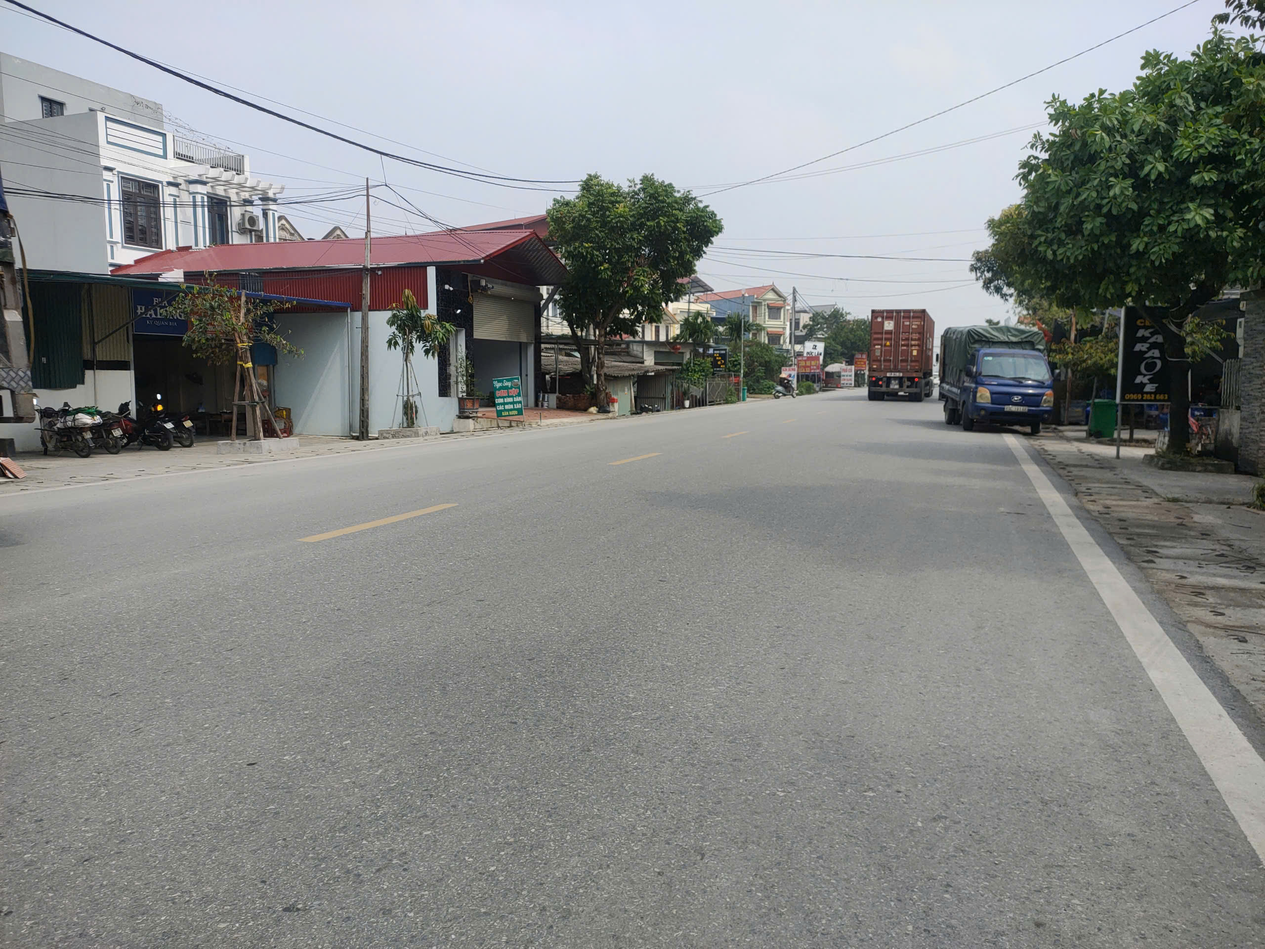 Bán Nhanh 140m mặt đường 196, kinh doanh tốt, xe công đỗ cửa: 0835459289