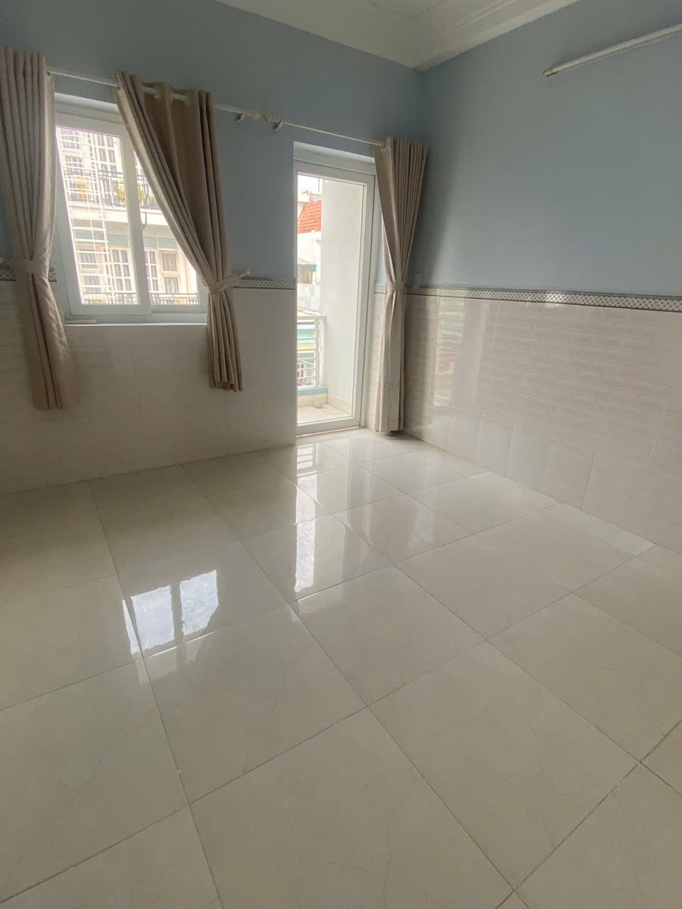 Cho thuê Nhà đường Số 51, P.Tân Quy, DT 70m², 2 lầu, Giá 21 Triệu/tháng