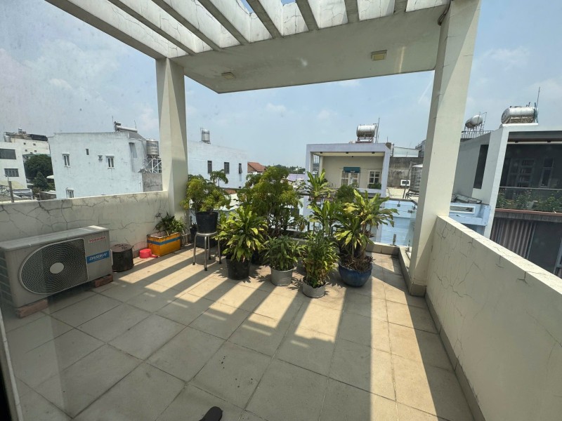 Bán nhà đường số 6, Linh Xuân, Thủ Đức, TP HCM. DT 104m2 , 4 tầng. Giá  - 6.95 tỷ. 4