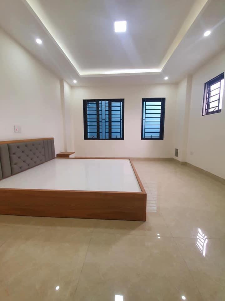 BÁN NHÀ VŨ XUÂN THIỀU -- 4 TẦNG MỚI - GẦN KHU ẨM THỰC SÀI ĐỒNG - SỔ ĐỎ CHÍNH CHỦ -- NHỈNH 5TỶ 3