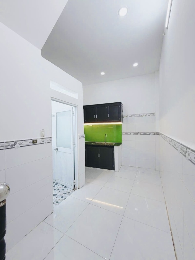 CHIẾN LƯỢC GIÁP TÂN HÒA ĐÔNG 31M2 2 TẦNG 2PN 2WC CHỈ 3.55 TỶ 5