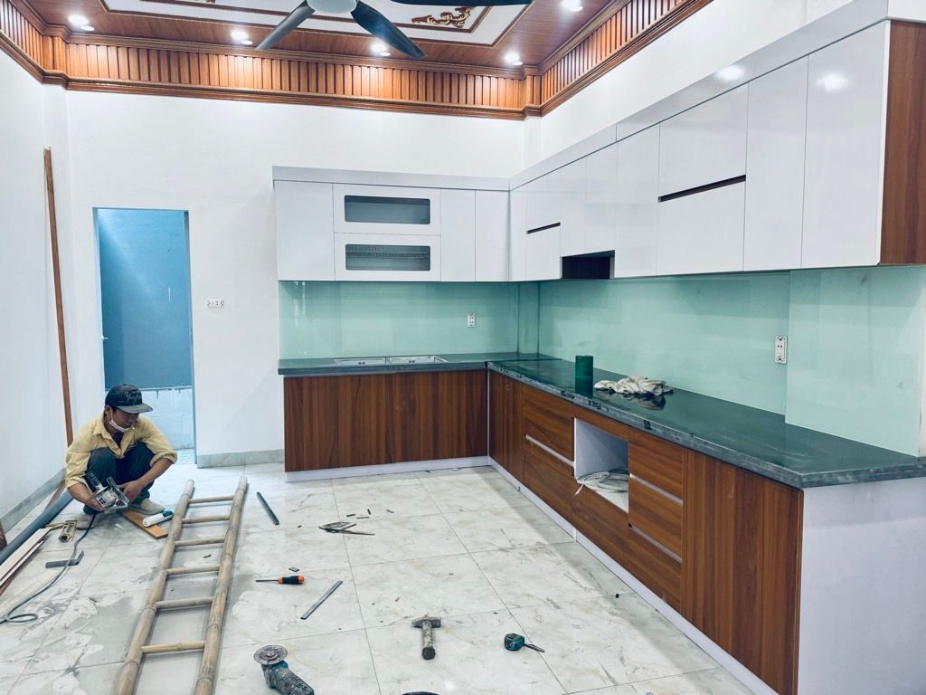 Bán nhà ngõ 80 Hoa Lâm 48m x 4T ngõ thông oto, lô góc chỉ nhỉnh 14 tỷ còn tl 4