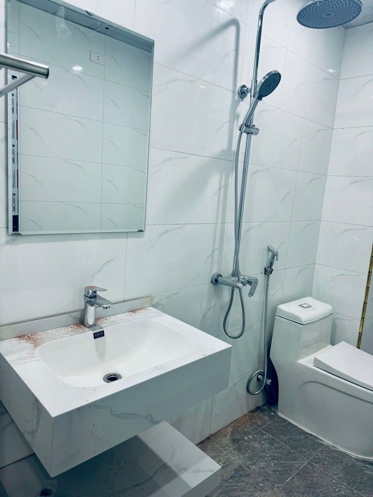 Bán nhà ngõ 80 Hoa Lâm 48m x 4T ngõ thông oto, lô góc chỉ nhỉnh 14 tỷ còn tl 5