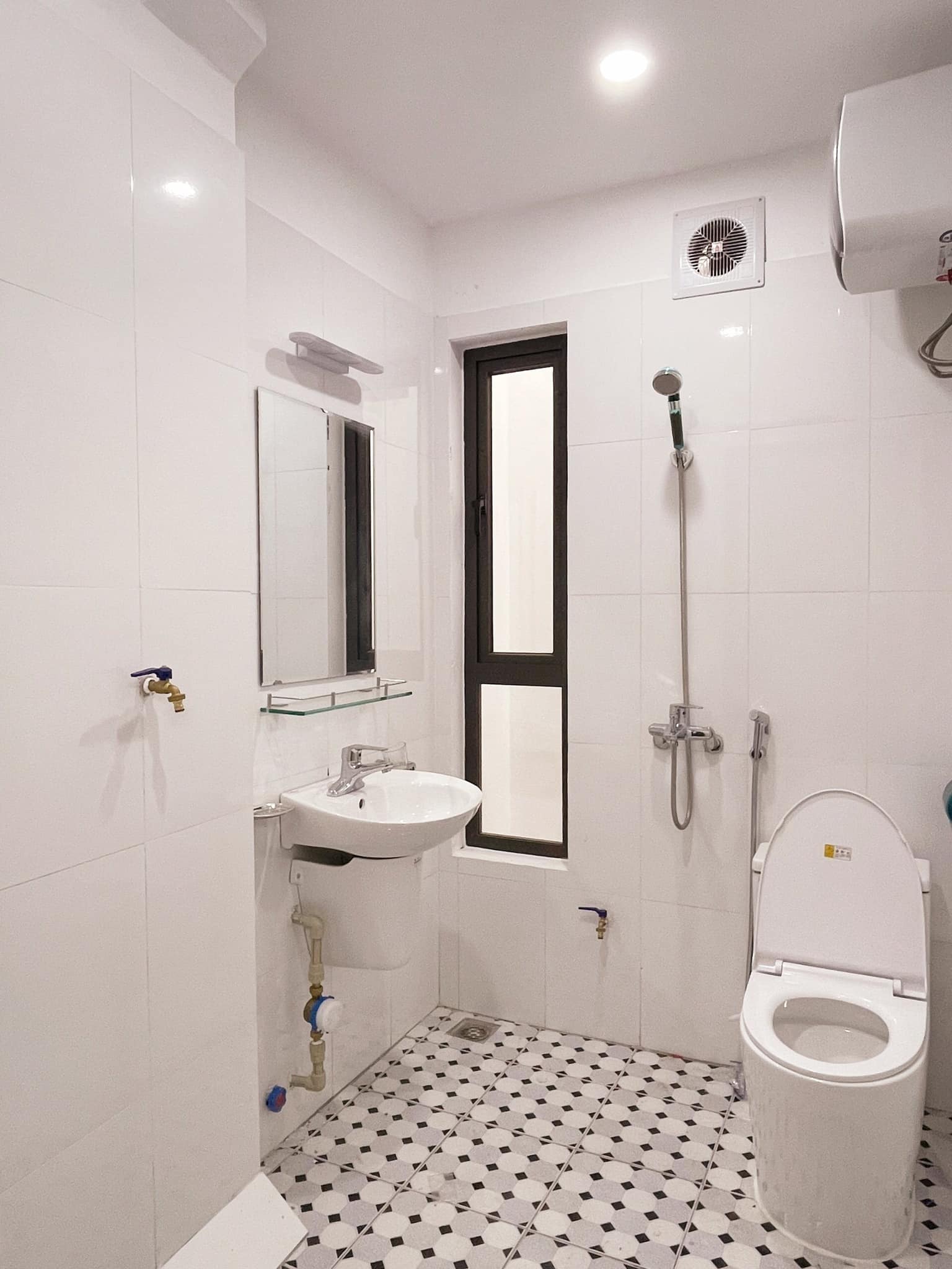 BÁN GẤP TÒA CHDV THANH XUÂN 88M2 7T 18PKK DOANH THU KHỦNG GIÁ CHỈ 17 TỶ 5