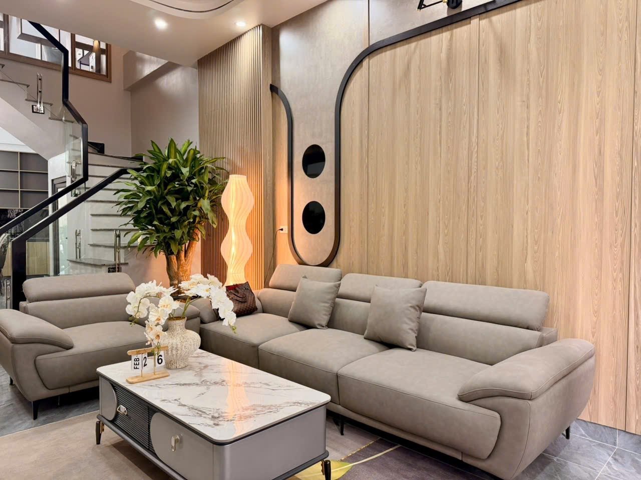 Bán căn nhà 3 tầng ngõ phố Đức Minh, ph Thanh Bình, TP HD, 50m2, 3 ngủ, 3 vs, ngõ oto nhỏ 6