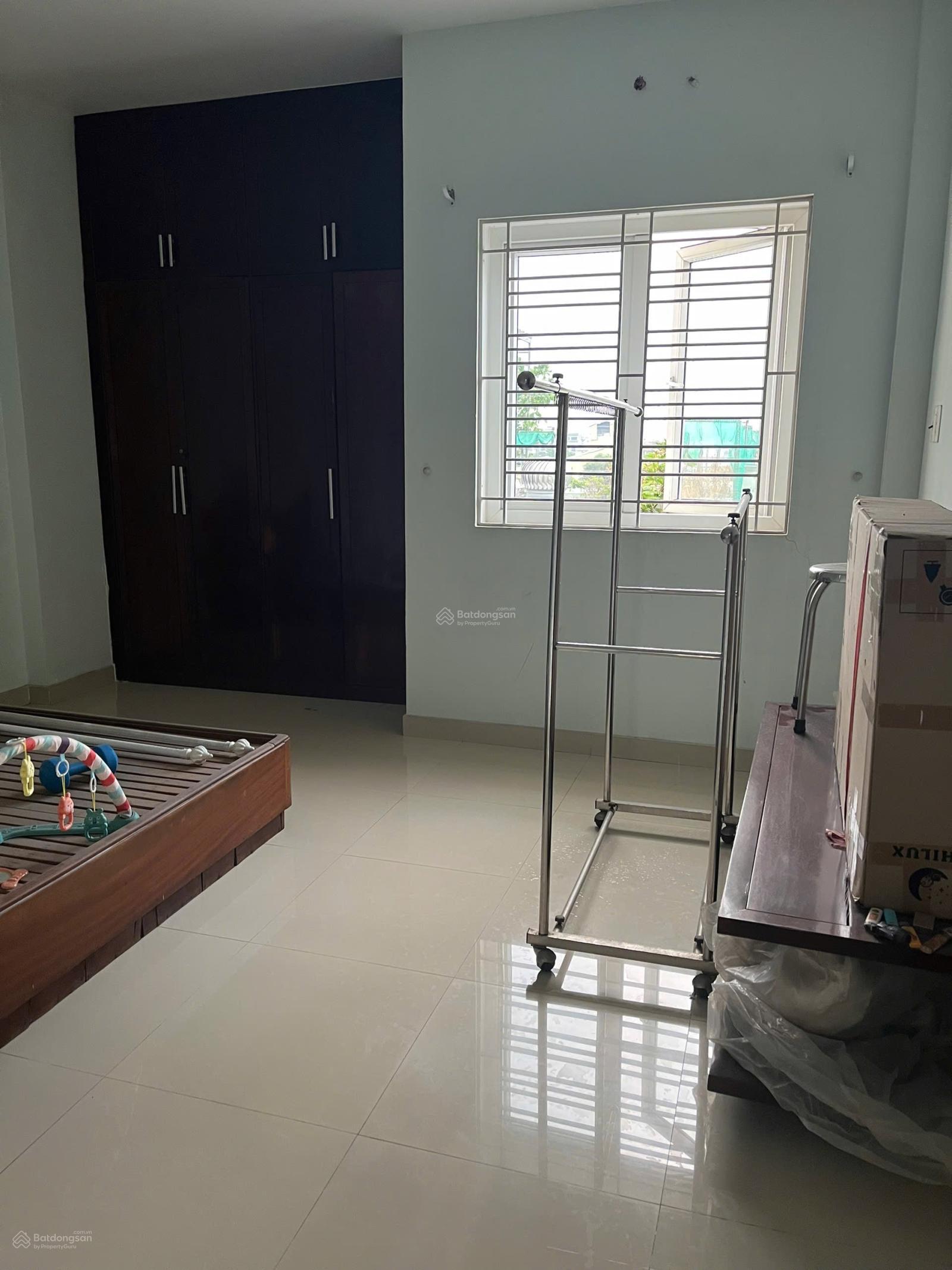 Cho thuê nhà  P. Hiệp Bình Phước .MT đường số 2, Thủ Đức. Đối diện Vạn Phúc city 5