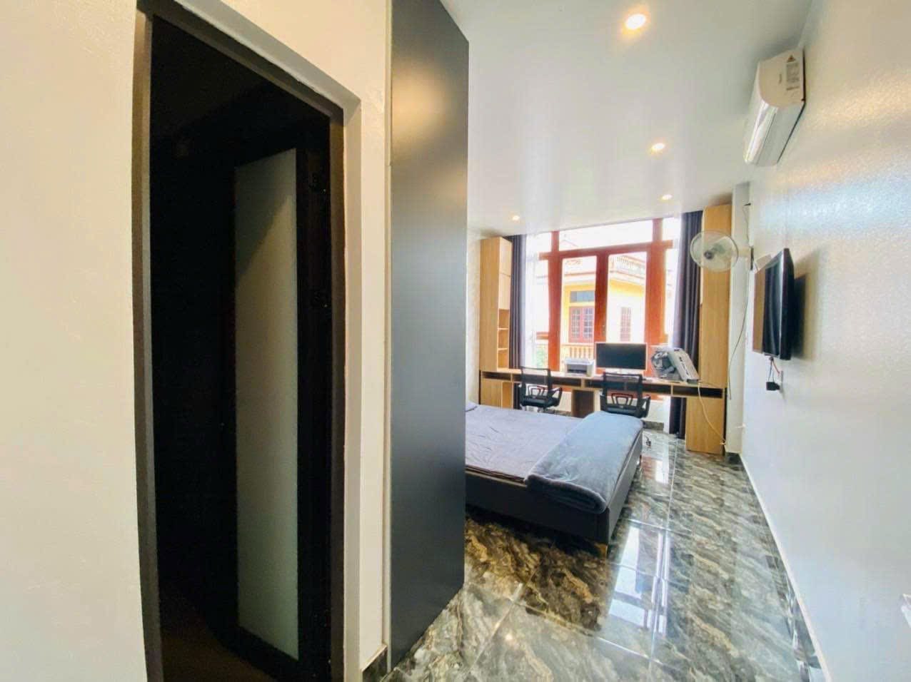 bán nhà 3 tầng mặt đường ngô thì nhậm gần cầu công trắng, giá chỉ 46xx mà kinh doanh rất tốt 4