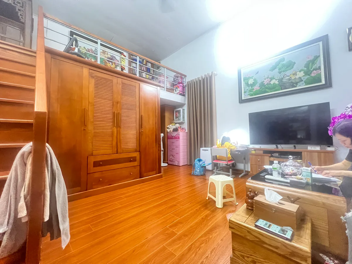 CÁCH NHÀ RA MẶT PHỐ THÁI PHIÊN-2 BÀ TRƯNG-65M 3T NHỈNH 7TỶ-Ở NGAY-TIỆN ÍCH BẠT NGÀN 2