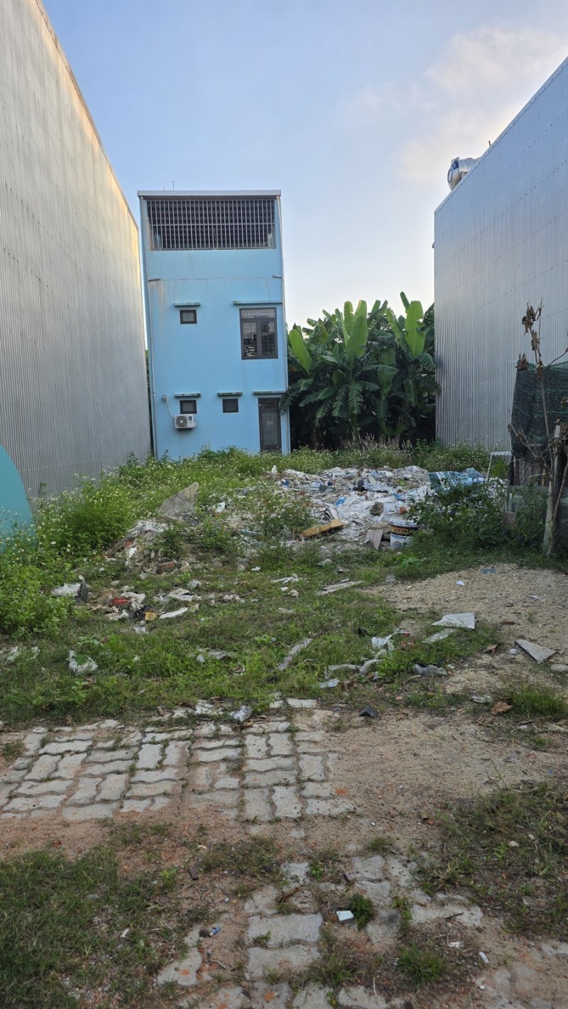 Đất MT Ban Ban 11, 100m2, đường 5.5m, khu dân cư tốt, giá 4.2 tỷ 2