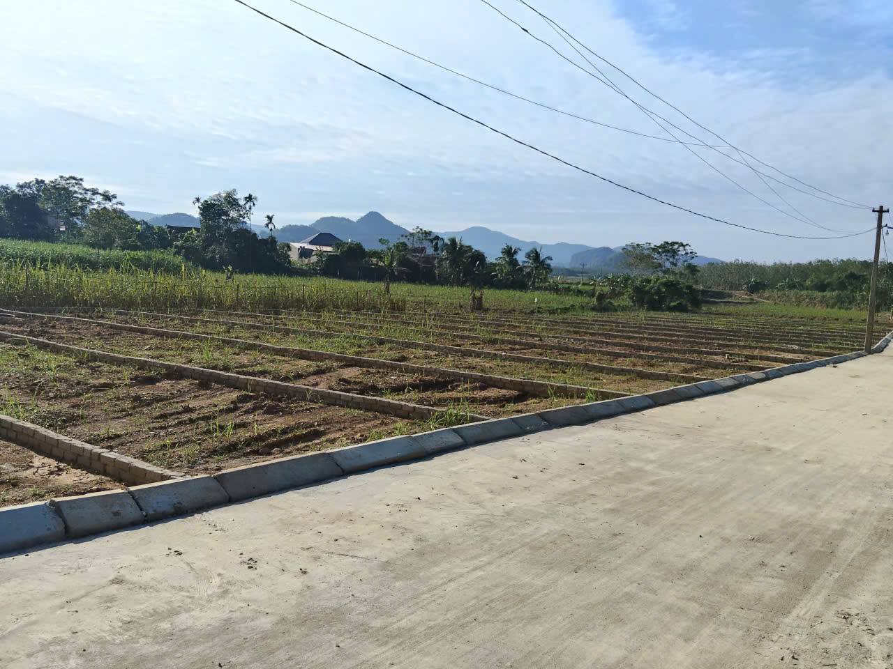 Cần tiền bán gấp lô đất full thổ cư tại Thạch Thành giá 190 triệu 2