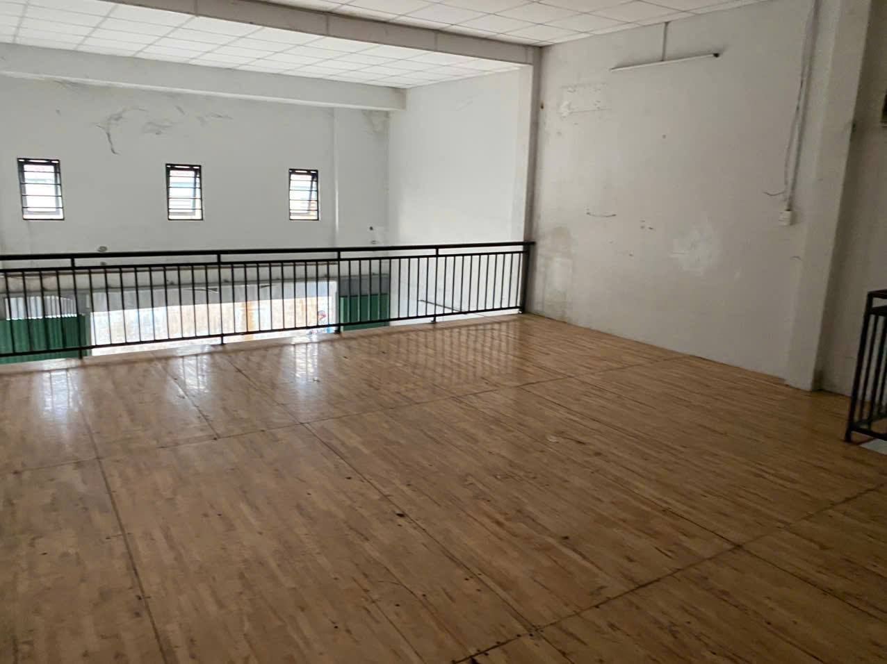 Bán nhà hẻm Vĩnh Lộc , xã Vĩnh Lộc B dt 110m2 (80m2 thổ ) gác lửng ,1wc giá 3,995 tỷ