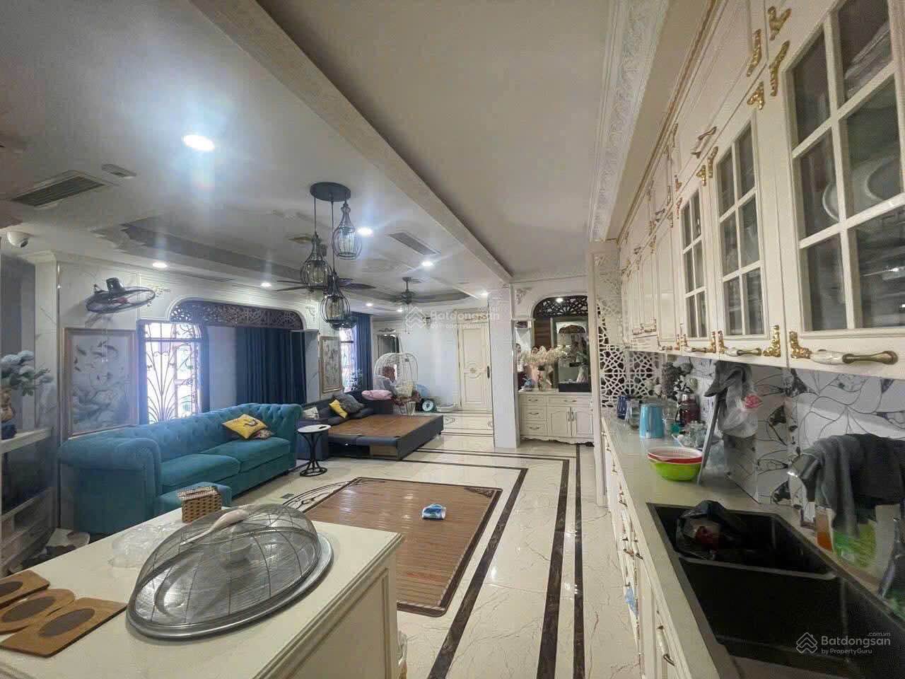 Bán nhà mặt ngõ phố Lý Nam Đế, Hoàn Kiếm, ô tô đỗ cửa, gần phố, phân lô cán bộ. Giá 20 tỷ 3