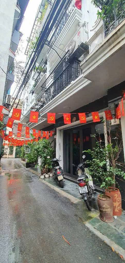 Bán nhà mặt ngõ phố Lý Nam Đế, Hoàn Kiếm, ô tô đỗ cửa, gần phố, phân lô cán bộ. Giá 20 tỷ