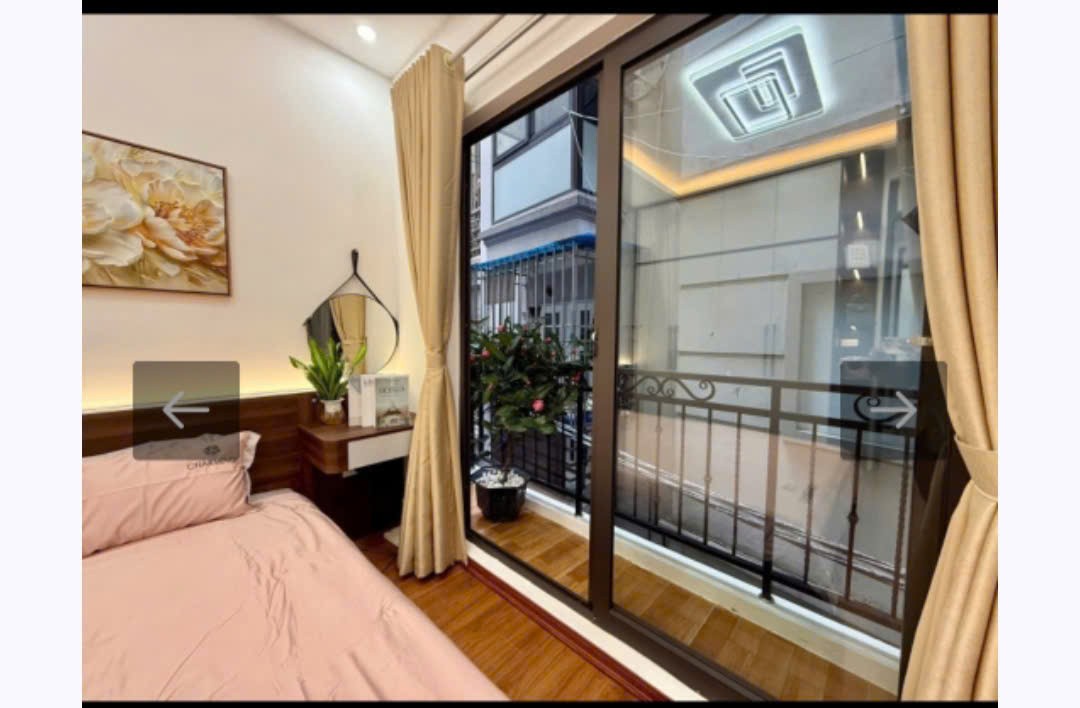 NHÀ LÔ GÓC HUỲNH THÚC KHÁNG – 70M² – 5 TẦNG – MT 6M – Ô CHỜ THANG MÁY – 16 TỶ 2