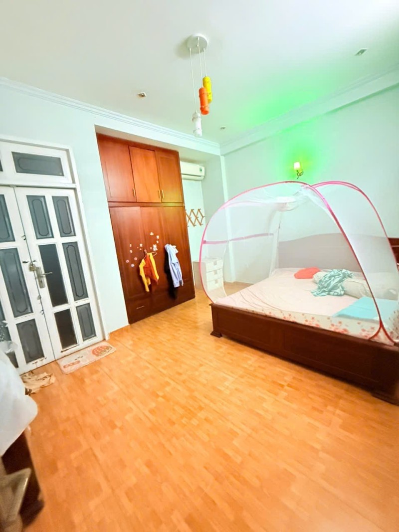 Bán nhà đường số 10, Phường Tăng Nhơn Phú, Q9, Thủ Đức, TP HCM. DT  91m2, 3 tầng, 4PN, sổ hồng, 4