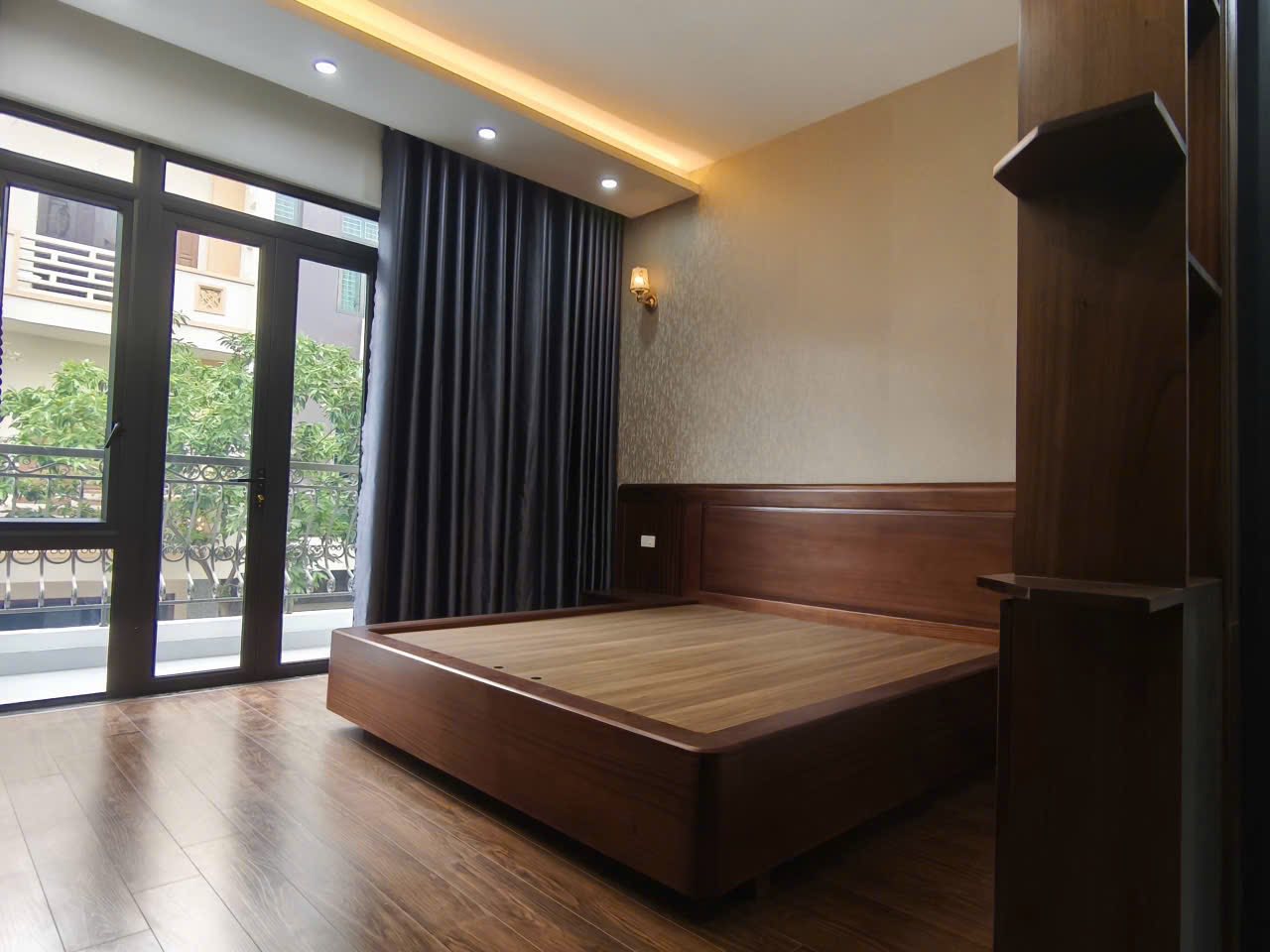 Bán nhà 4 tầng mặt phố KĐT An Phú 2, ph Tân Bình, TP HD, 67.5m2, mt 4.5m, thang máy, gara 7