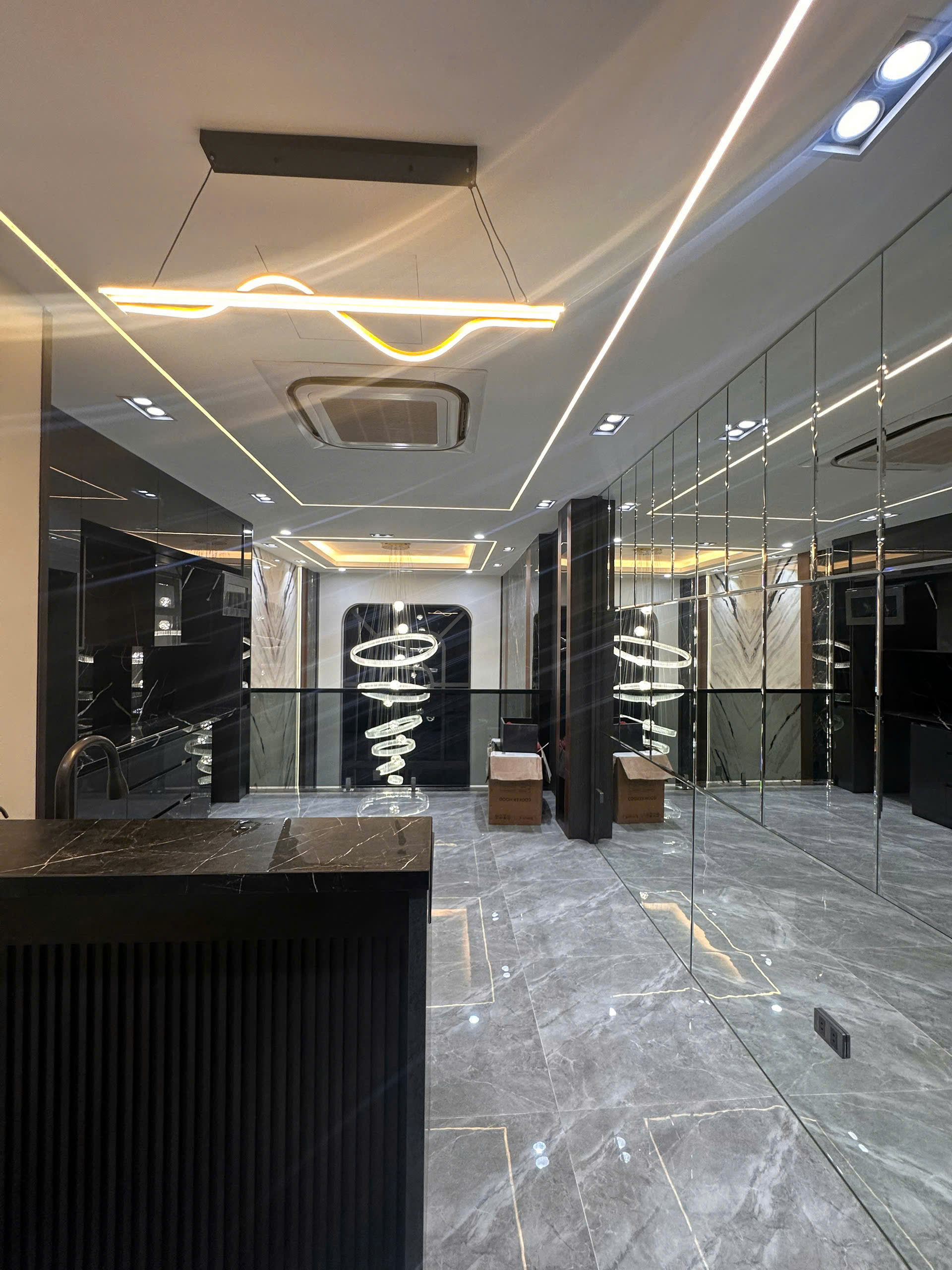 Bán Nhà Phố Trạm Long Biên 55m2 xây 7 tầng full nội thất- Ôtô tránh- Kinh Doanh Đỉnh. 6