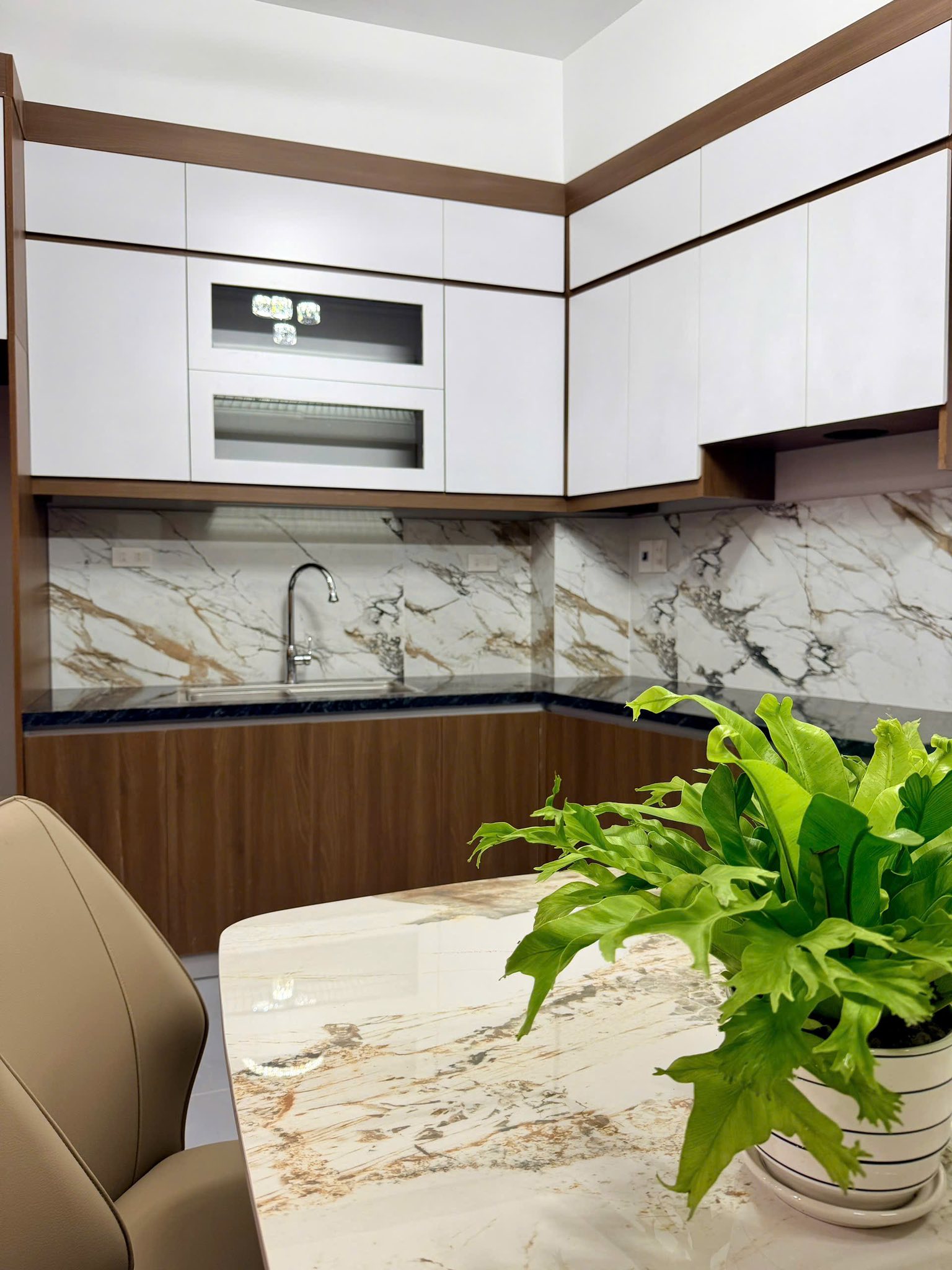 Bán căn nhà 4 tầng ngõ phố Nguyễn Tuân, ph Thanh Bình, TP HD, 45m2, mt 4m, 4 ngủ, 3.29 tỷ 9