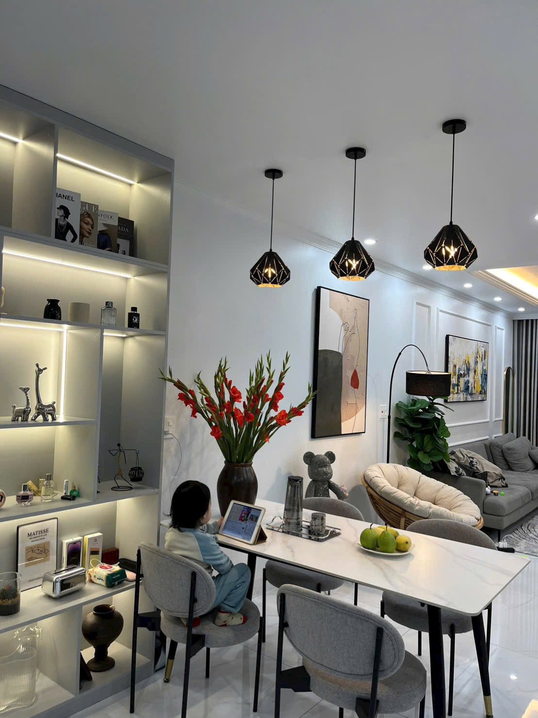 Bán căn nhà mặt phố Nguyễn Tuấn Trinh, Ecopark, TP Hải Dương, 95m2, mt 5m, 4 tầng, KD tốt 7