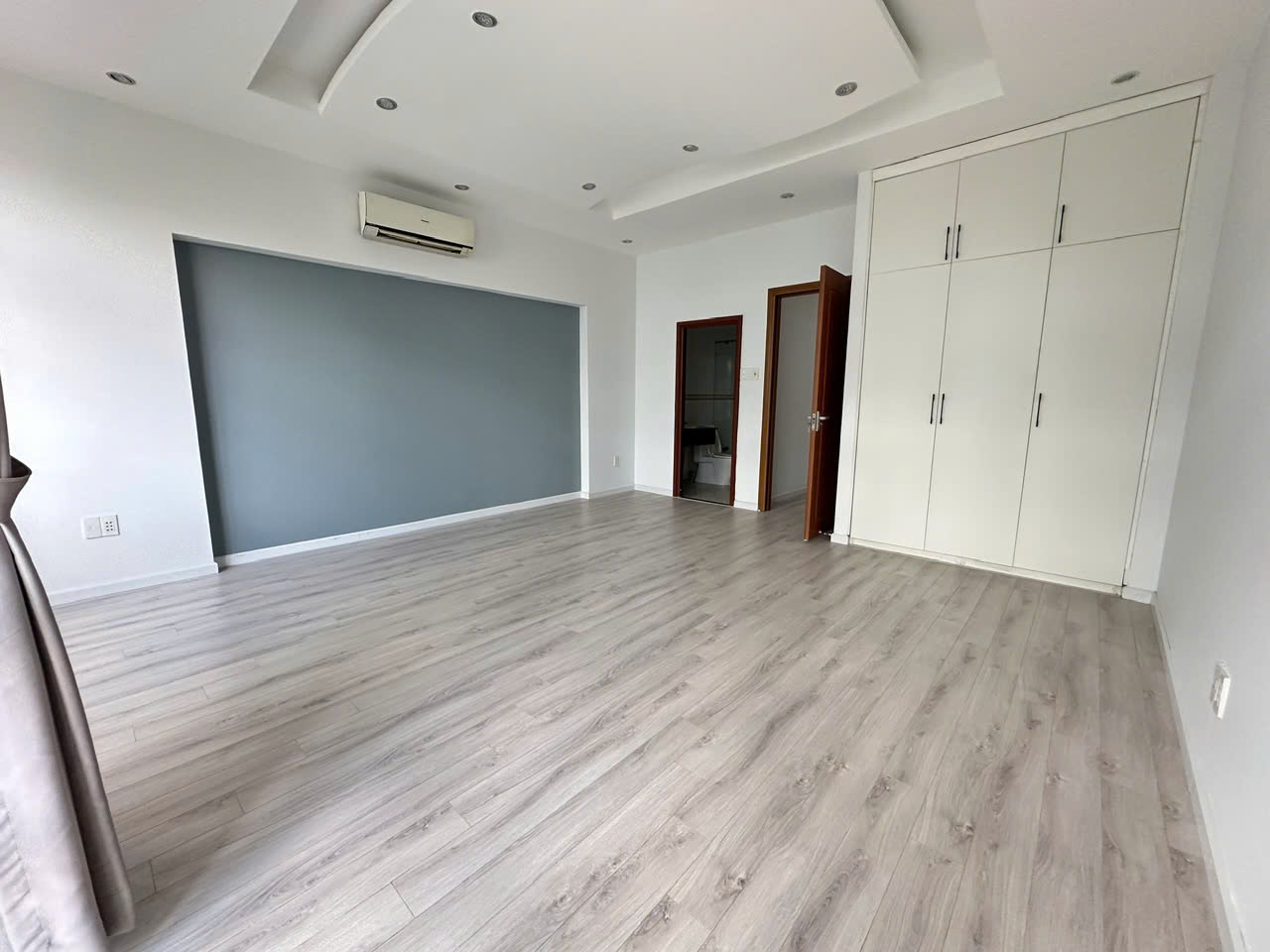 BÁN NHÀ MẶT TIỀN ĐƯỜNG B KDC HIỆP BÌNH CHÁNH 5Mx20M 3LAU SHR GIÁ 14,6TY 6