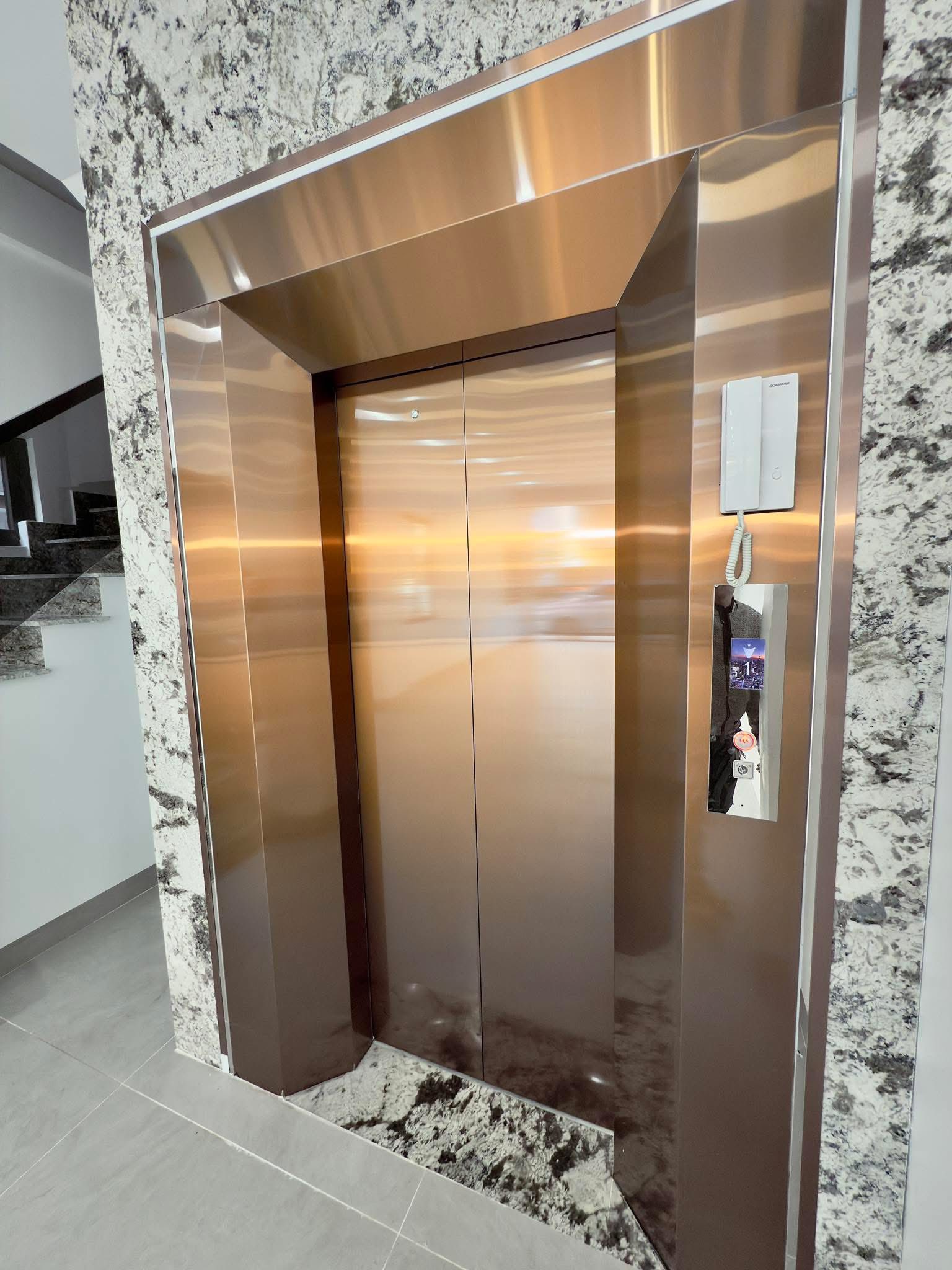 BÁN NHÀ NGUYỄN THỊ ĐỊNH, 6 TẦNG THANG MÁY, OTO TRÁNH, Ở, KINH DOANH, VP, NHỈNH 30 TỶ 4