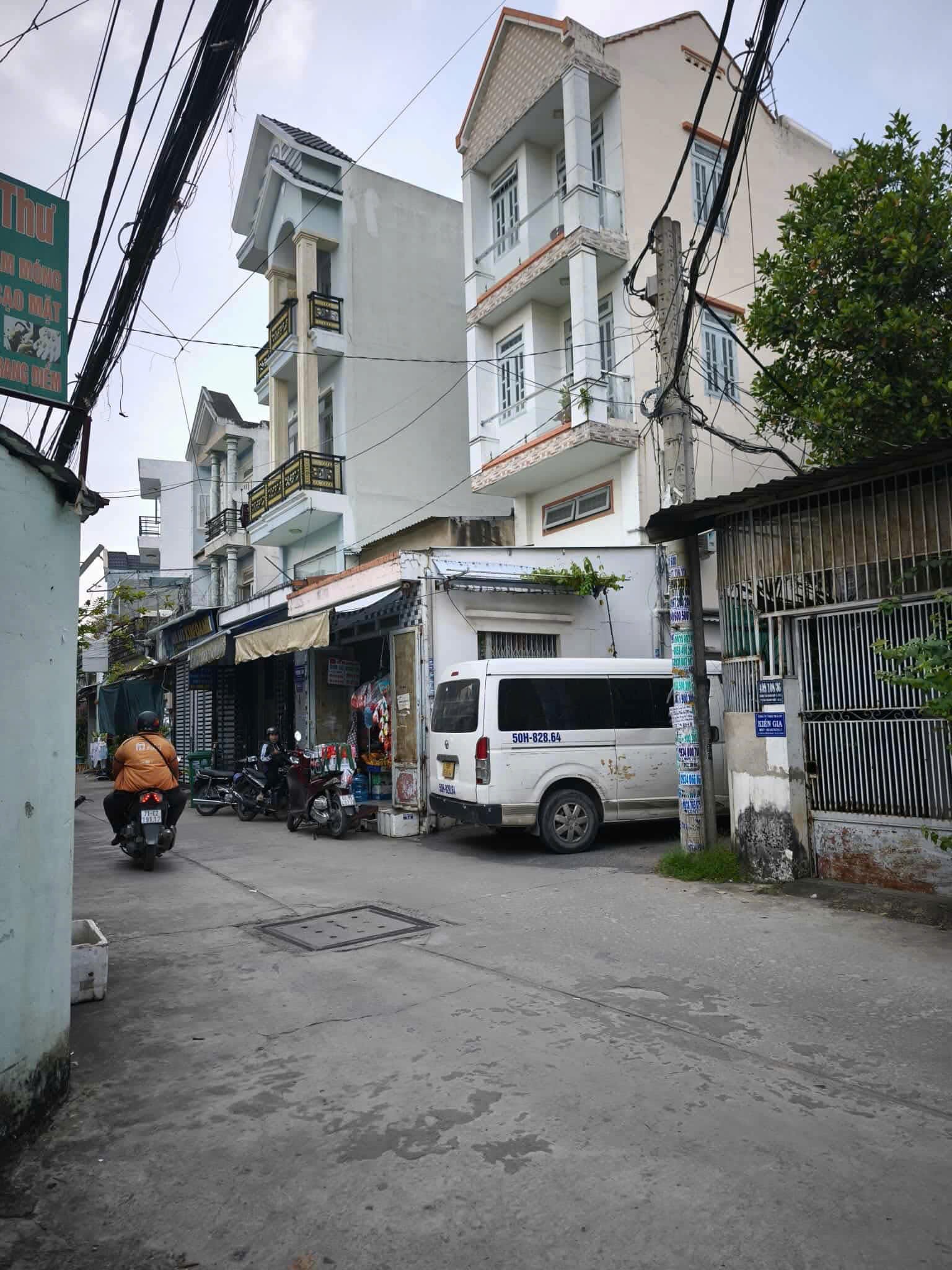 BÁN GẤP NHÀ HXH HUỲNH THỊ HAI – NGANG 5M NỞ HẬU – 92M² CHỈ CÓ 1 CĂN! 2