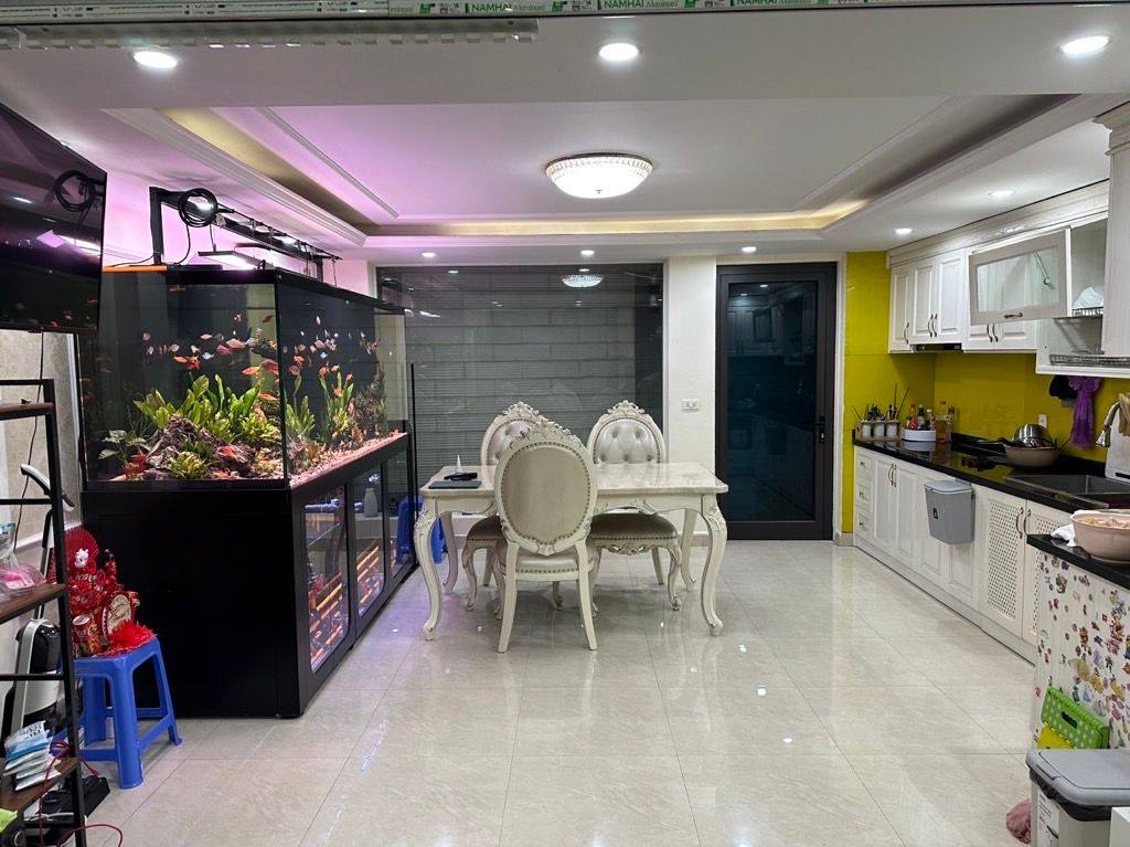 Bán nhà mặt phố Trúc Bạch, View hồ, ô tô tránh, lô góc 2 mặt phố, hiếm nhà bán. Giá 45 tỷ 6