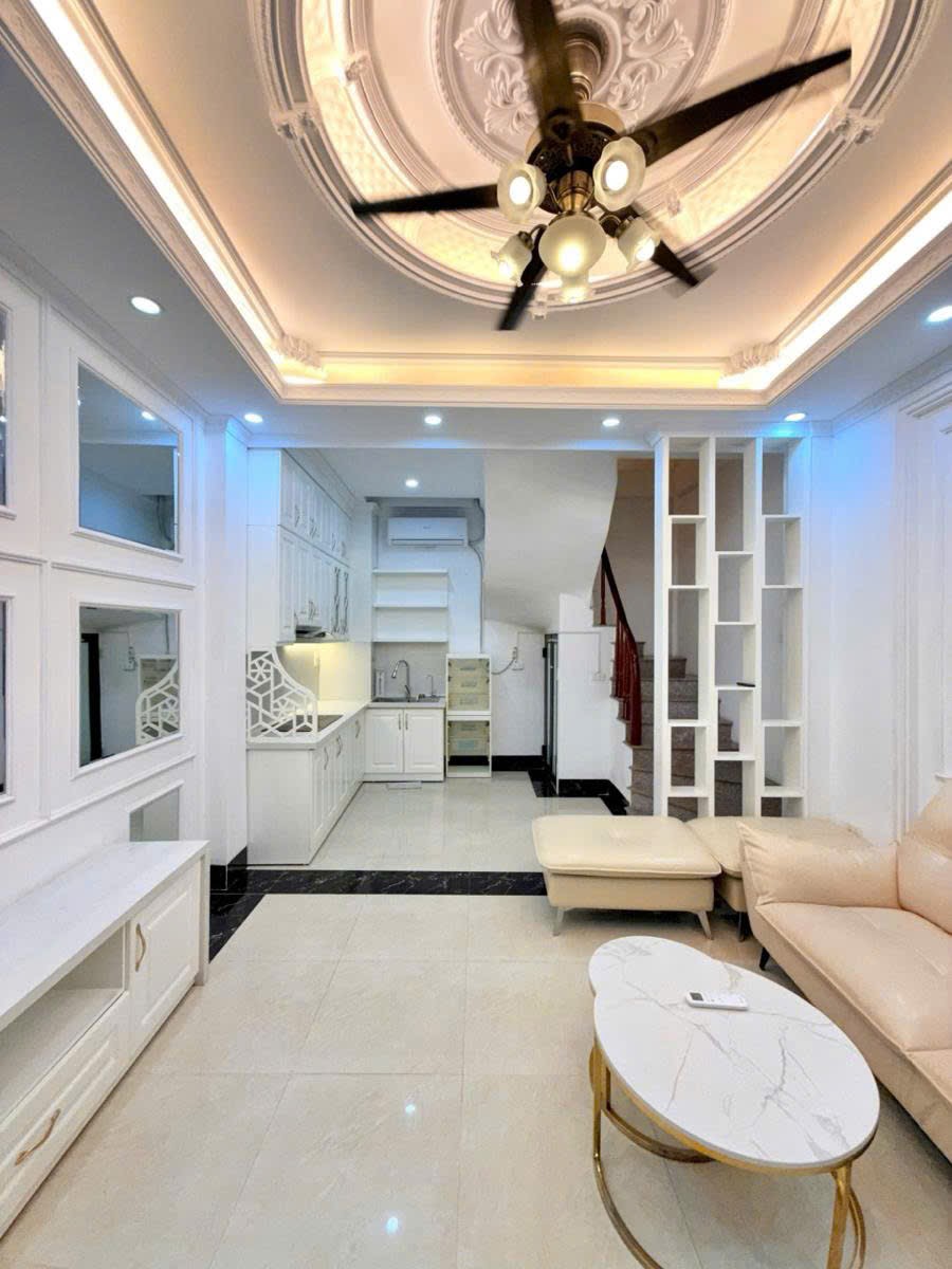 Bán Nhà Pháo Đài Láng 31m2. 5 tầng. mặt tiền 3.2m. giá 9.9 tỷ Đống Đa Hà Nội 3